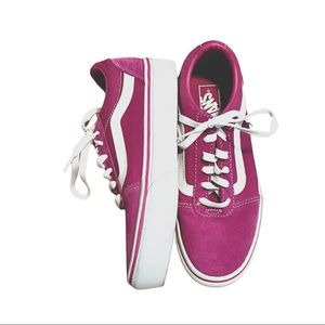 EUC VANS OLD SKOOL FUSCHIA PLATFORM SUEDE SNEAKERS